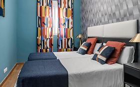 Beautiful Room In Heart Of Madrid